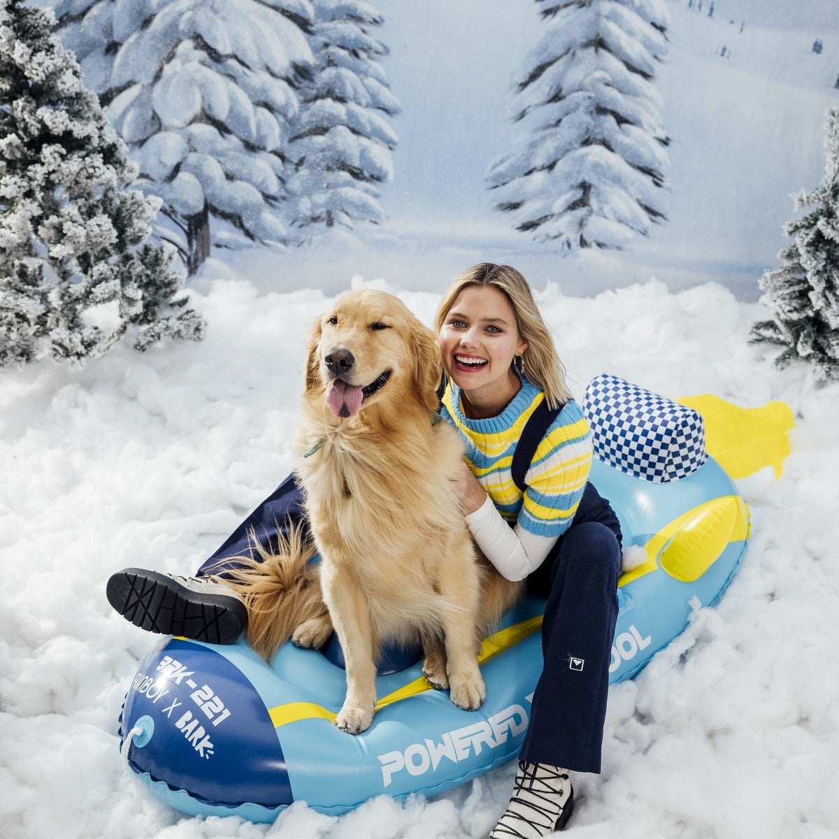 BOX-ATB-GWP_213460_FUNBOY-BLUE-ROCKET-SLED_8_cropped#Style_Blue Rocket