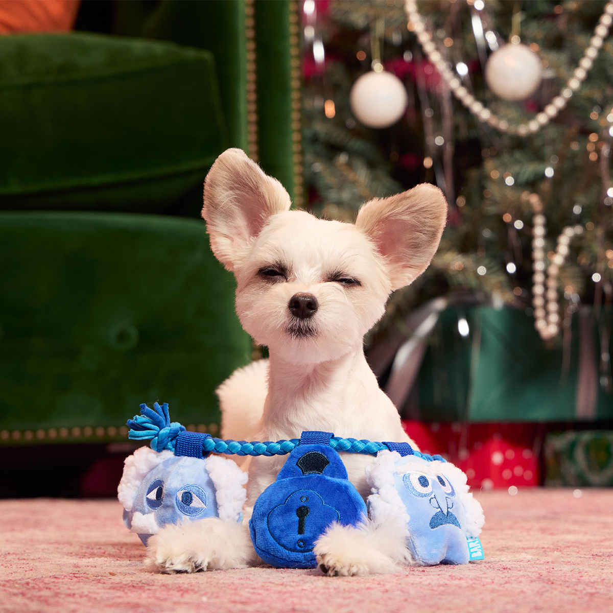 Marley & Gnarley’s Chain Plush Tug Dog Toy